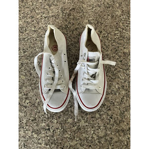 Renben Woman’s Classic Canvas Sneakers White Size 255 (8.5)